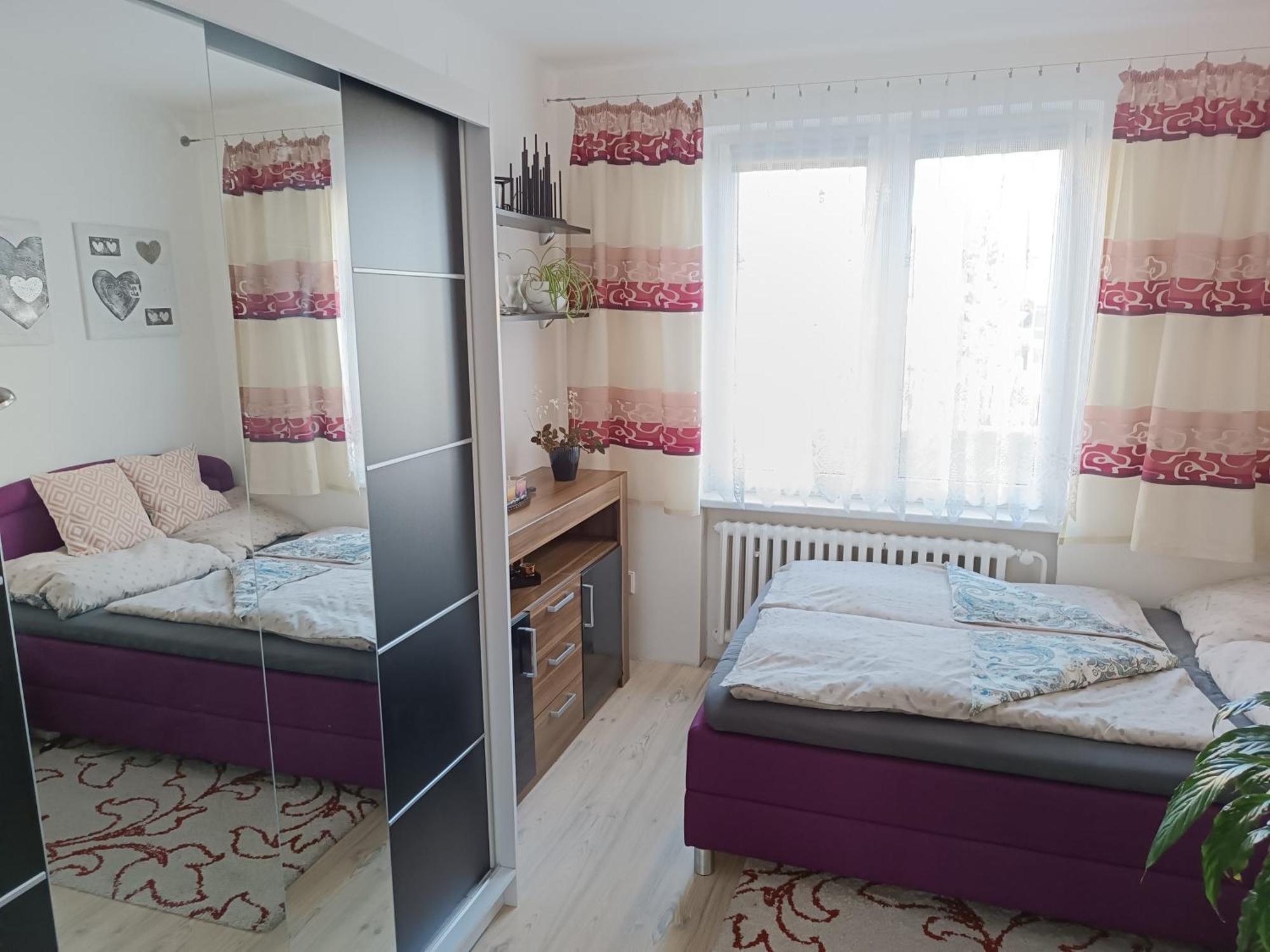 Apartman Kolarova クラトビ エクステリア 写真